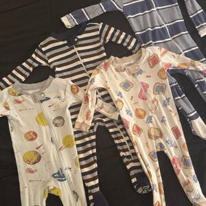 Burt’s Bees Baby Onesie bundle! All perfect condition!